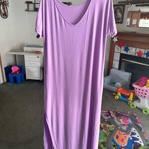 Lavender V-Neck Maxi Dress